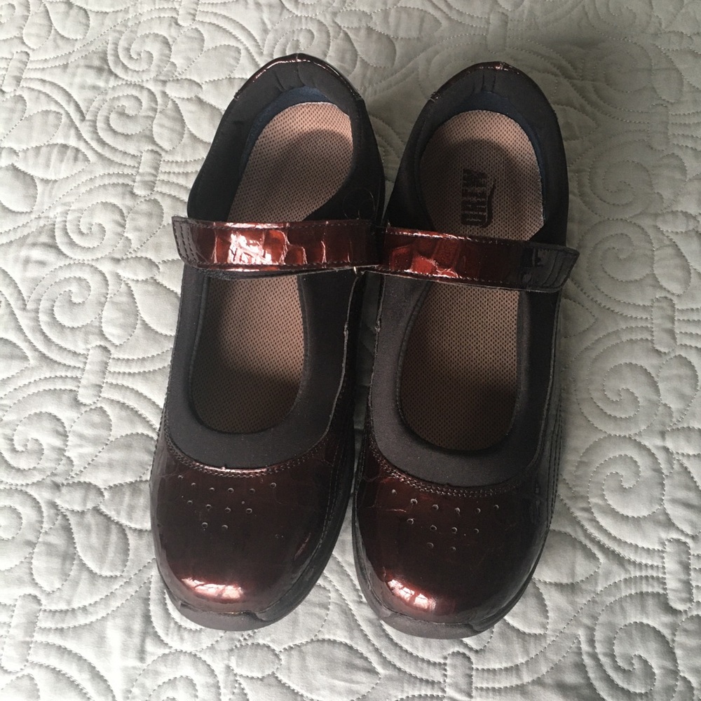 Drew Mary Jane Comfort Shoes